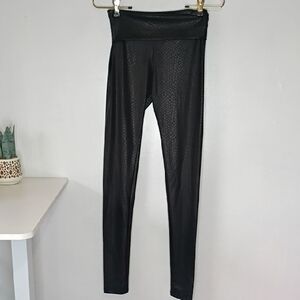 Vintage Y2K Cherish Black High-Waisted Leggings 90s Style Snake print Small